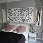 Gardenia Sea Side Topaz 6 *