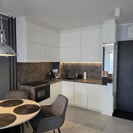 Gardenia Sea Side Topaz 6 *