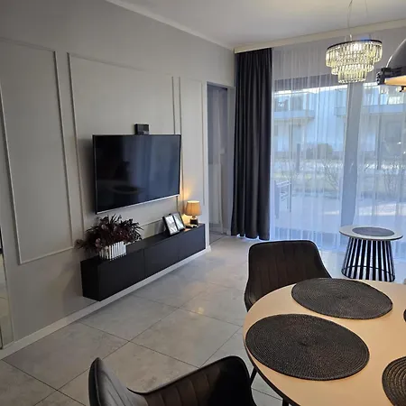 Gardenia Sea Side Topaz 6 *